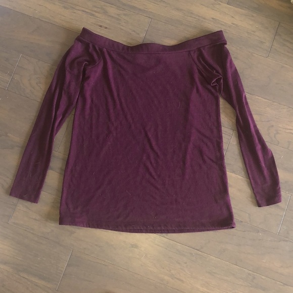 LOFT burgundy off-the-shoulder long sleeve lightweight top, Excellent condition! - Picture 9 of 10